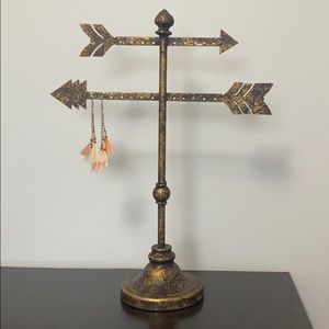 Metal Jewelry Stand
